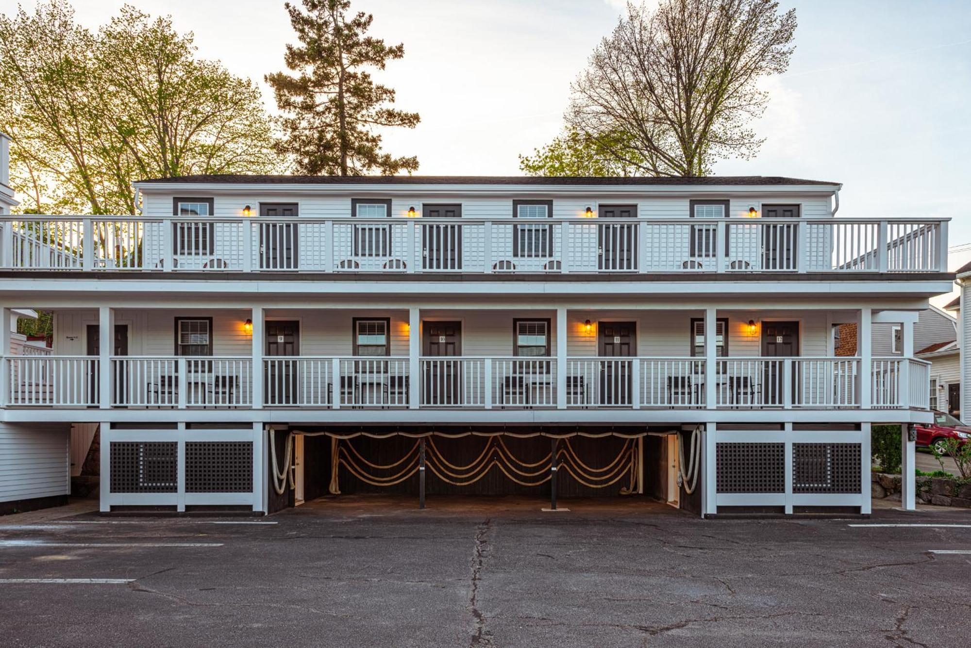 Motel Eagle House 2*